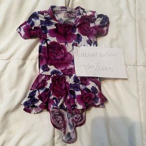 Posh peanut twirl floral